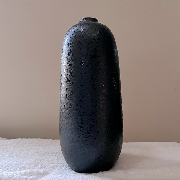 🆕 RARE Project 62 Textured Ceramic Stoneware Modern Slender Black Vase - Picture 5 of 13